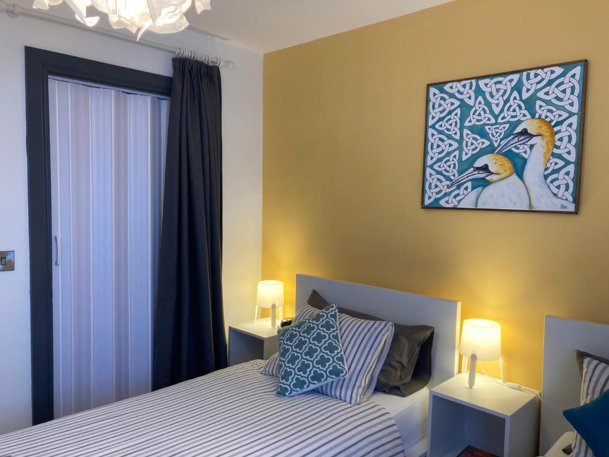 Uisce Beatha House B&B Портмаги Экстерьер фото